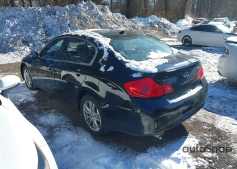 2013 Infiniti G37X z USA, uszkodzony, nr VIN JN1CV6AR1DM754296